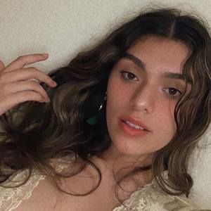 Meet your Posher, Marina